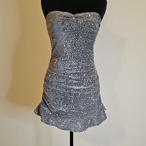 Edikted Siena Sequin Strapless Minidress Size Medium